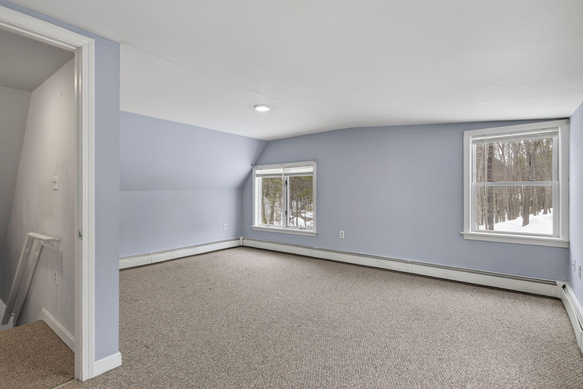 8-10 Bayview Lane Kittery ME 03904
