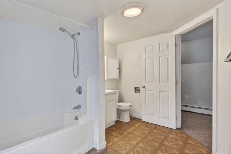 8-10 Bayview Lane Kittery ME 03904