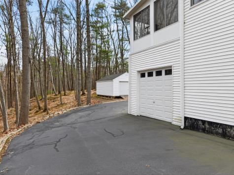 8-10 Bayview Lane Kittery ME 03904