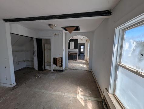 113 7th Street Auburn ME 04210