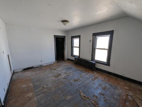 113 7th Street Auburn ME 04210