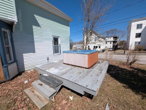 113 7th Street Auburn ME 04210