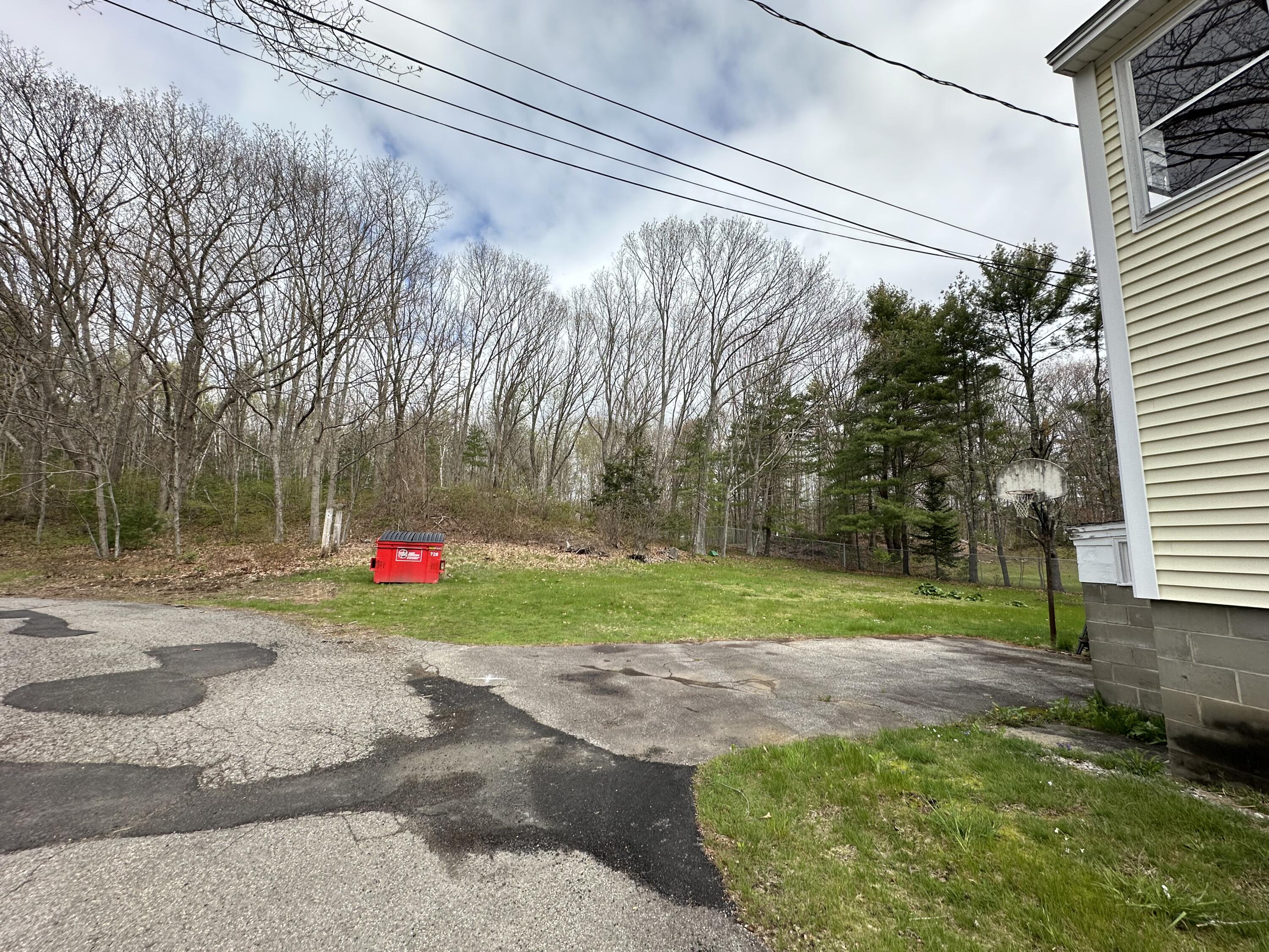 562 Post Road Wells ME 04090