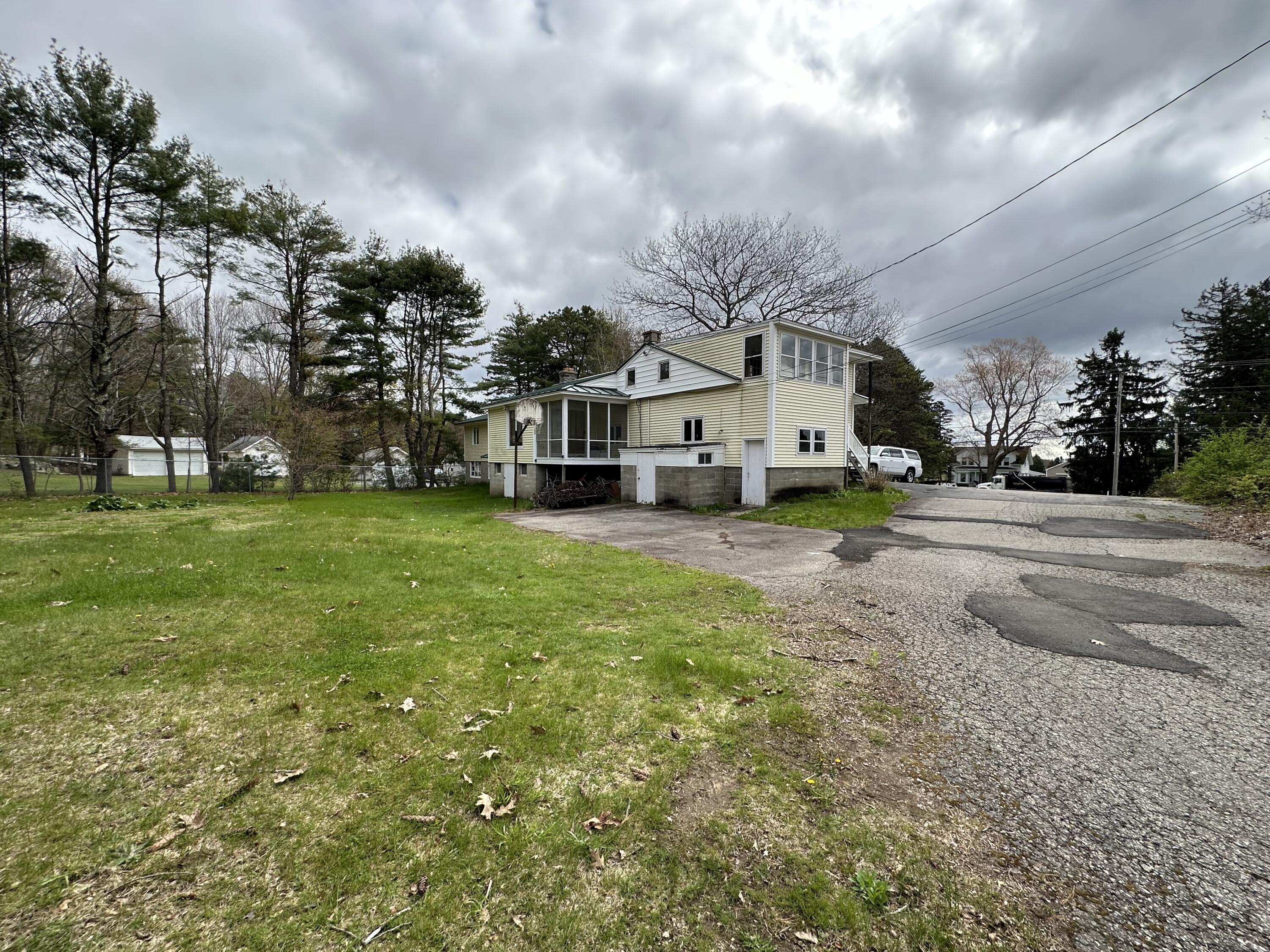 562 Post Road Wells ME 04090