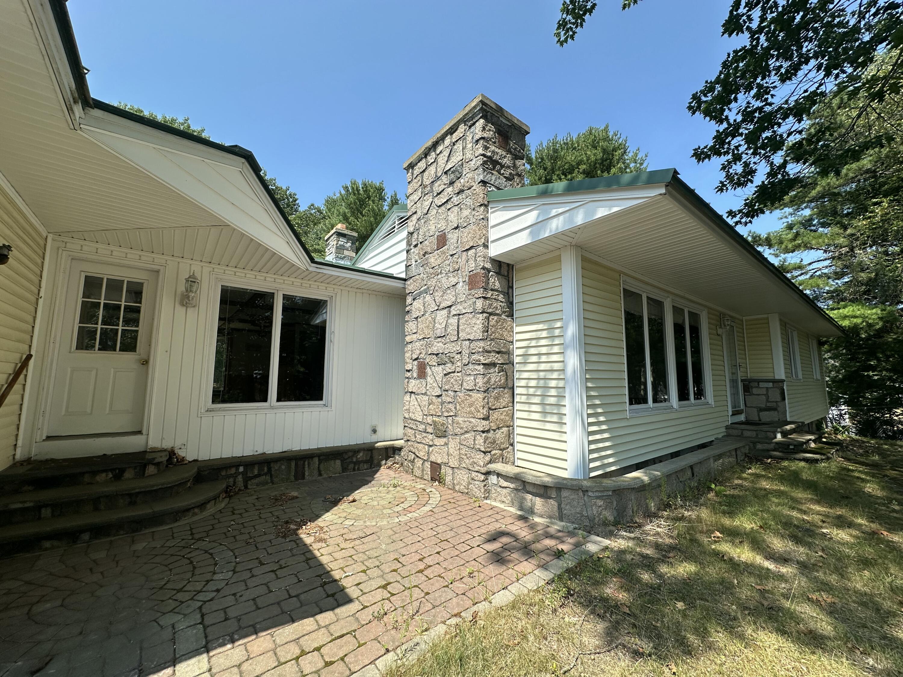 562 Post Road Wells ME 04090