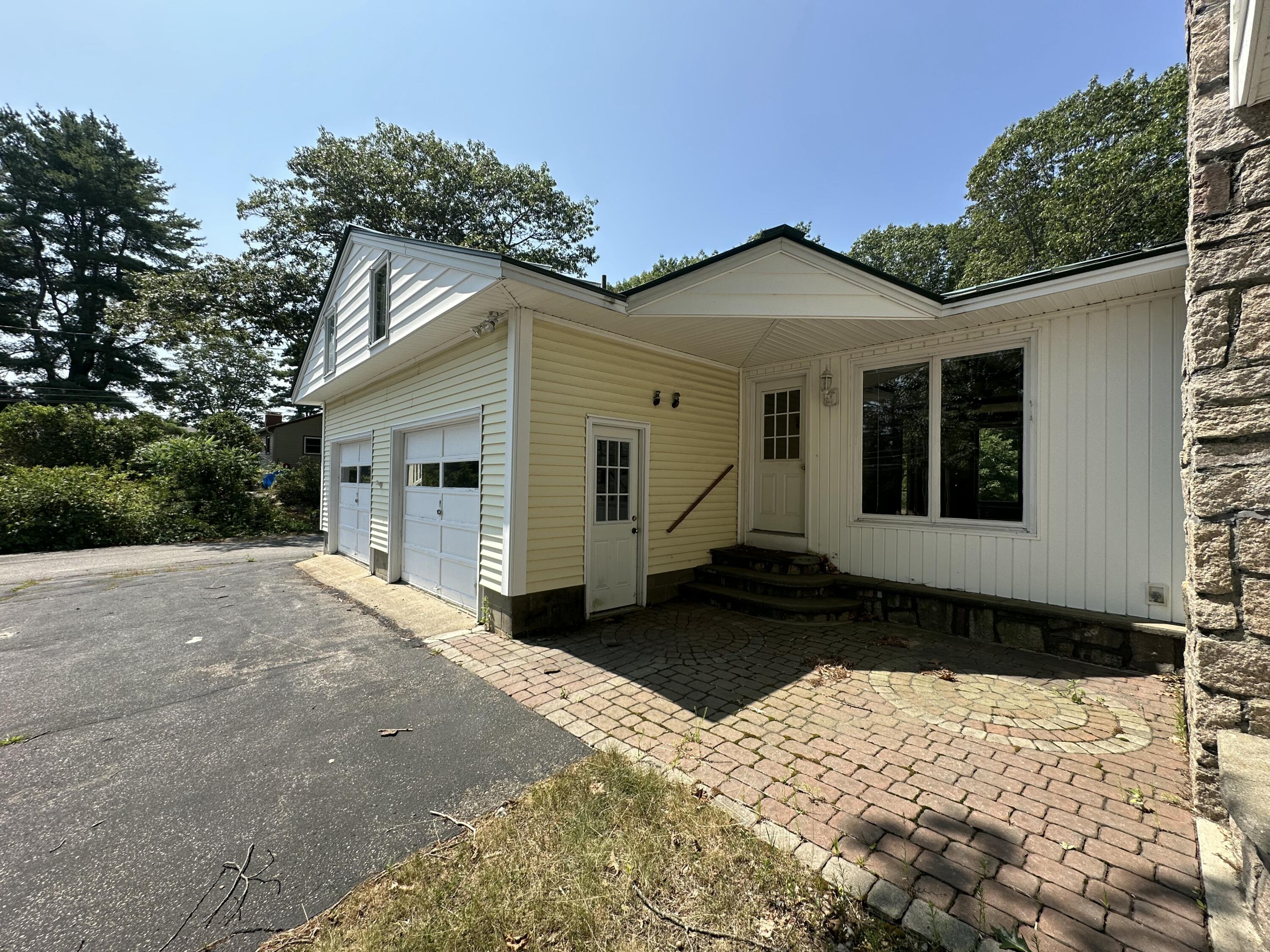 562 Post Road Wells ME 04090