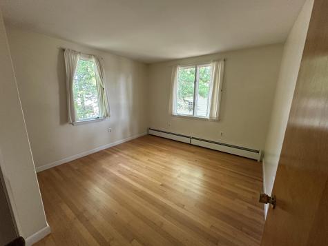 562 Post Road Wells ME 04090