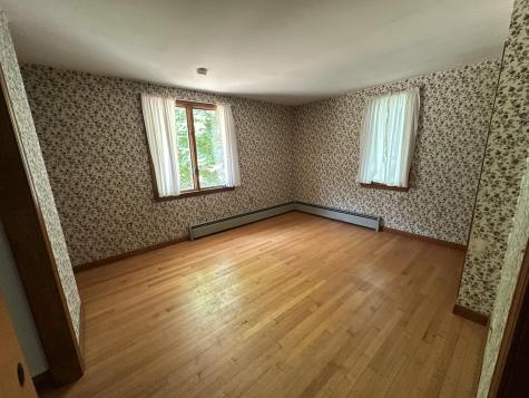 562 Post Road Wells ME 04090