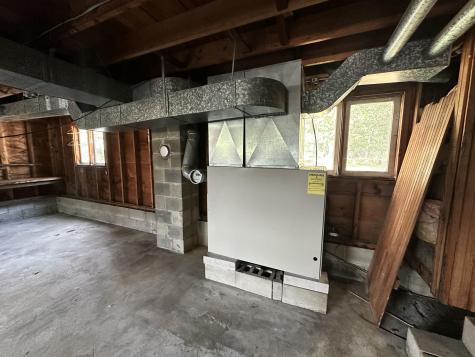 562 Post Road Wells ME 04090