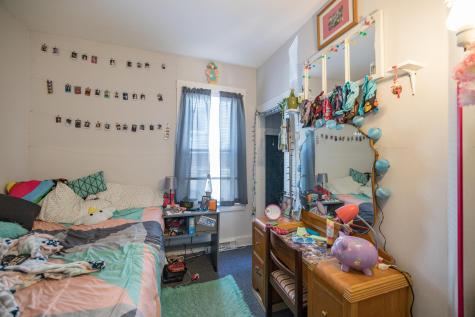 73 Newbury Street Auburn ME 04210