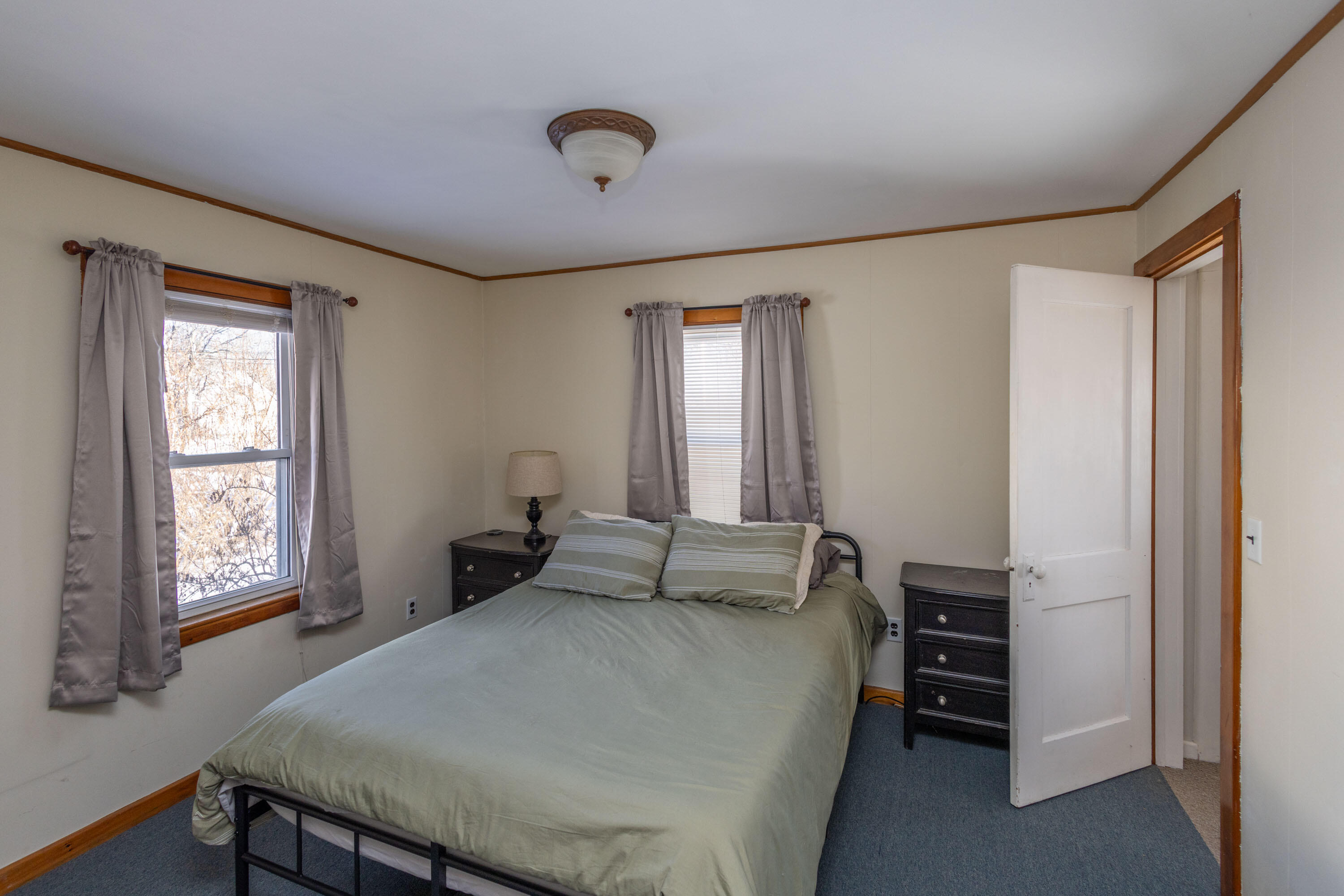 27 Lawrence Avenue Thomaston ME 04861