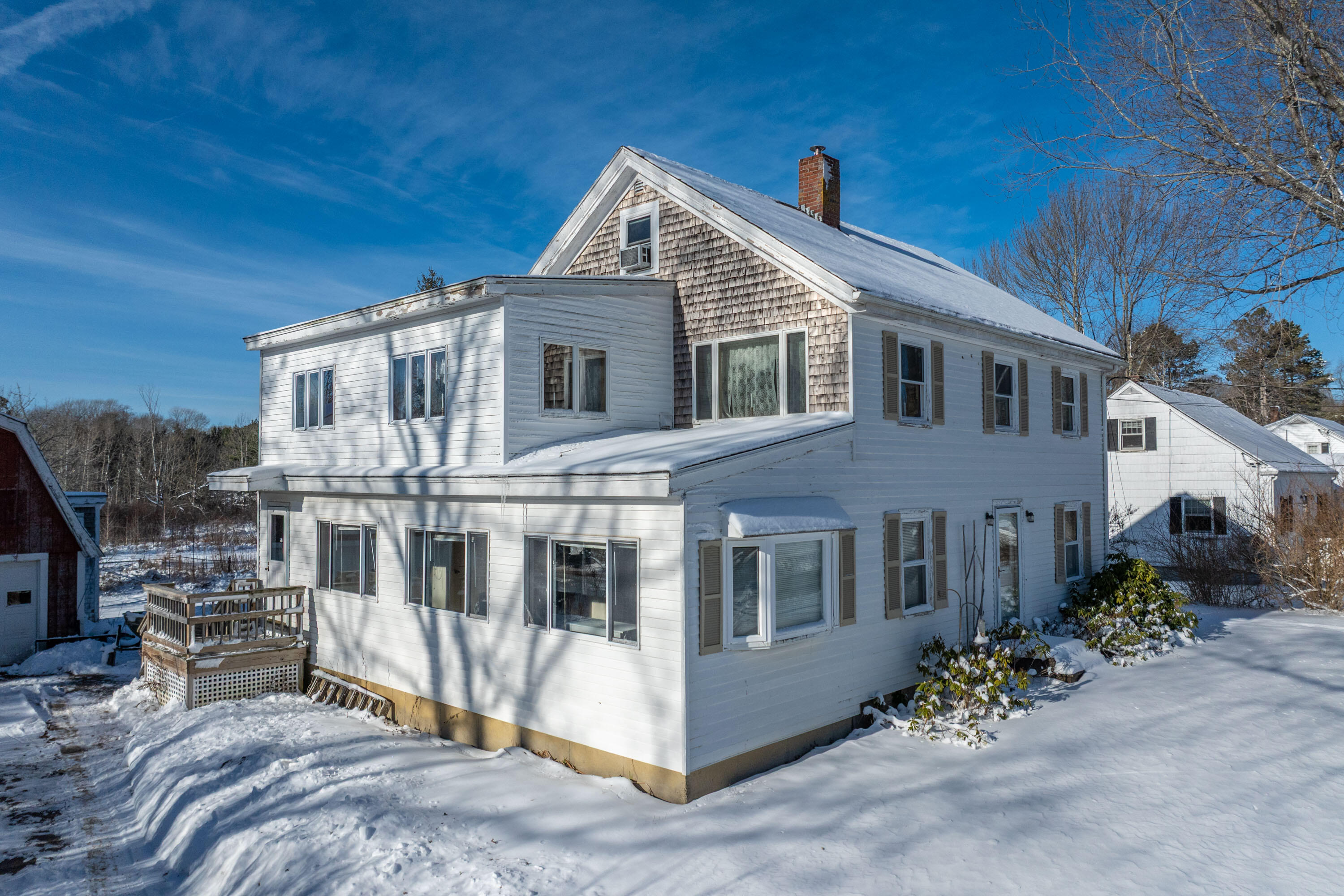 27 Lawrence Avenue Thomaston ME 04861