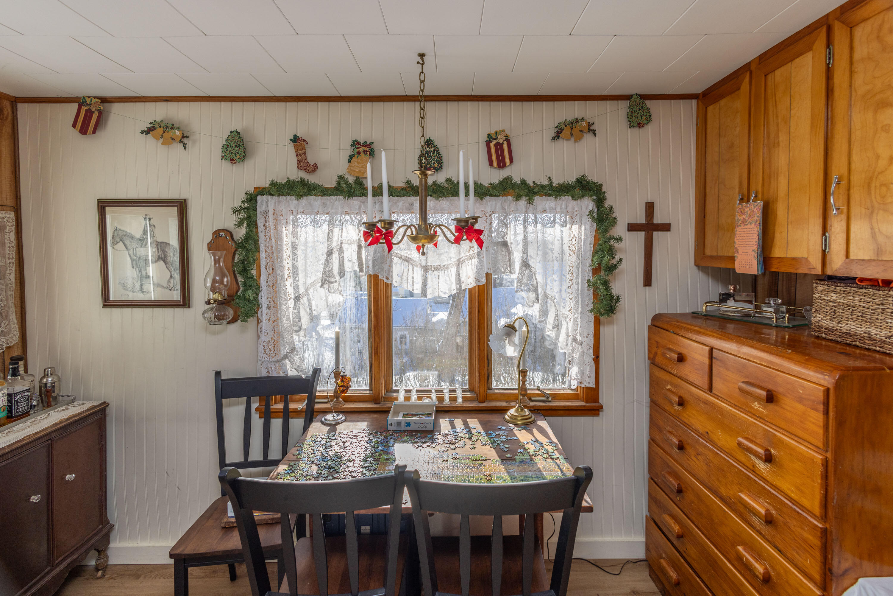 27 Lawrence Avenue Thomaston ME 04861