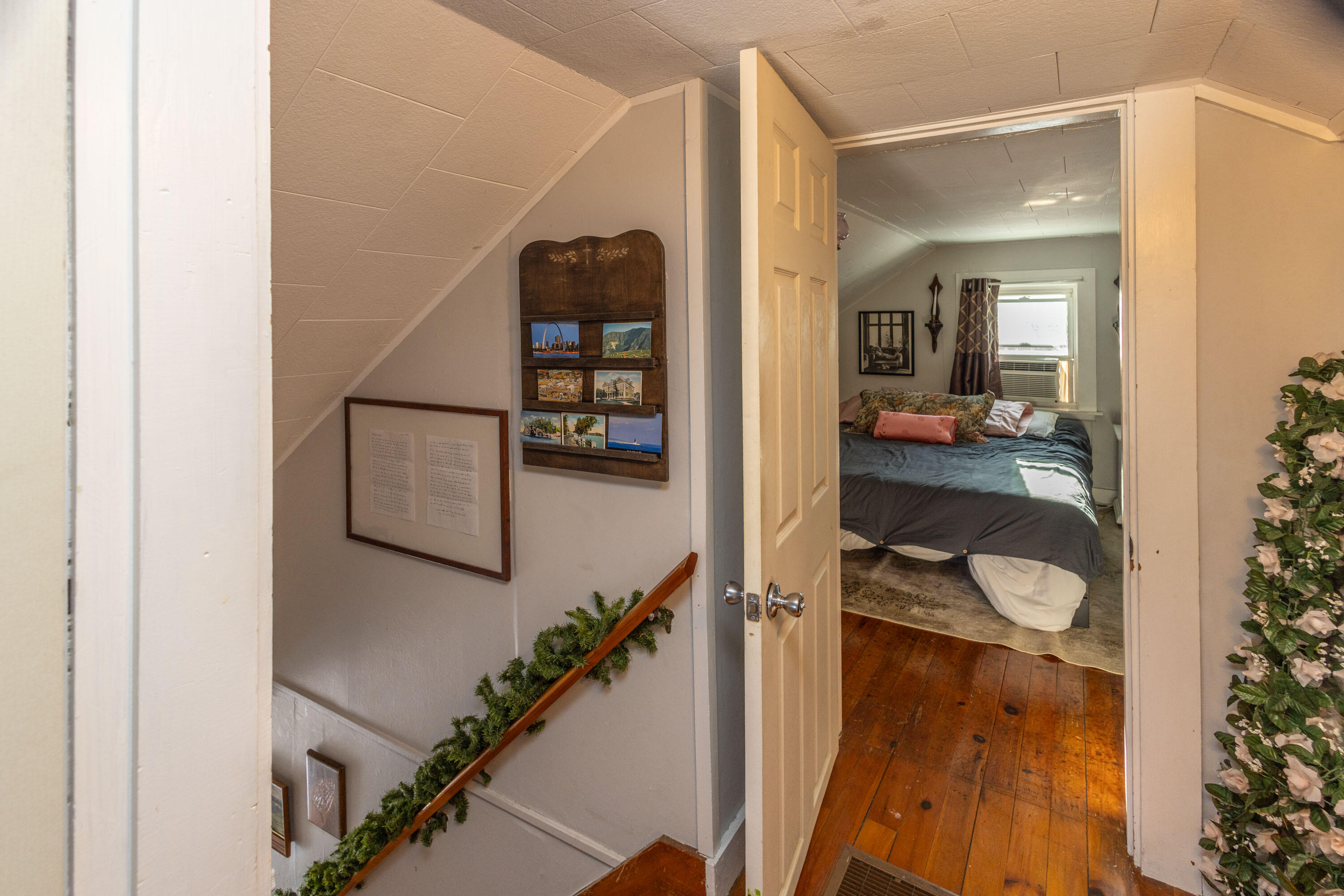 27 Lawrence Avenue Thomaston ME 04861