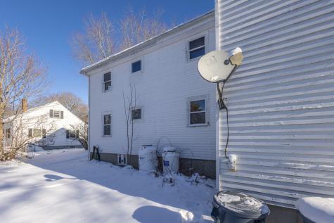 27 Lawrence Avenue Thomaston ME 04861