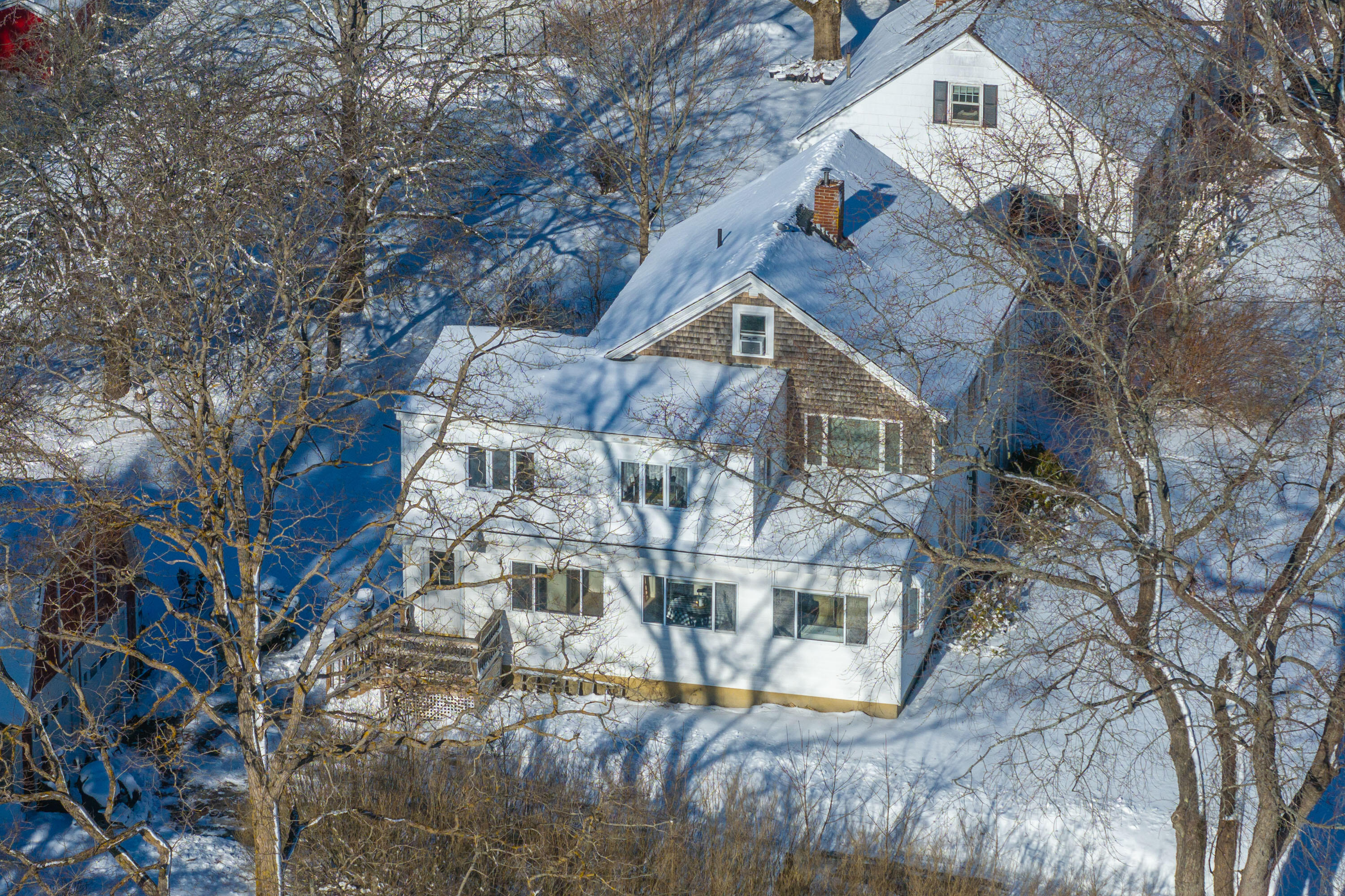 27 Lawrence Avenue Thomaston ME 04861