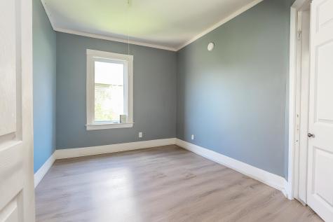 20 Falmouth Street Rumford ME 04276