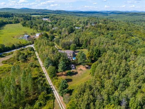 207 N Auburn Road Auburn ME 04210