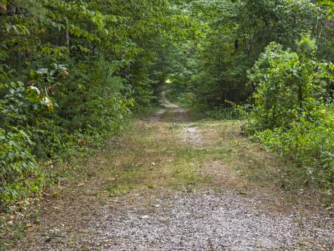 207 N Auburn Road Auburn ME 04210