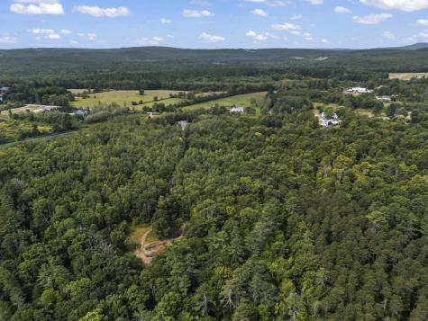 207 N Auburn Road Auburn ME 04210