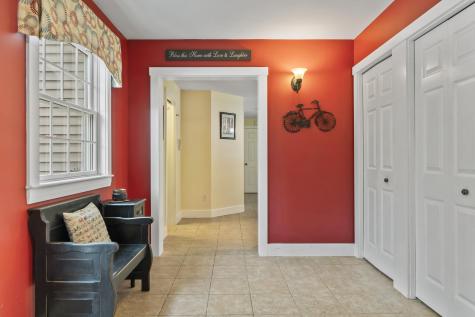 207 N Auburn Road Auburn ME 04210