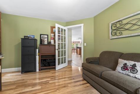 207 N Auburn Road Auburn ME 04210