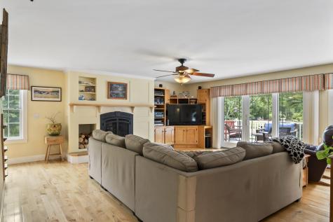 207 N Auburn Road Auburn ME 04210