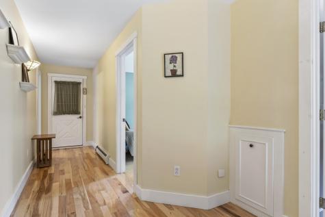 207 N Auburn Road Auburn ME 04210