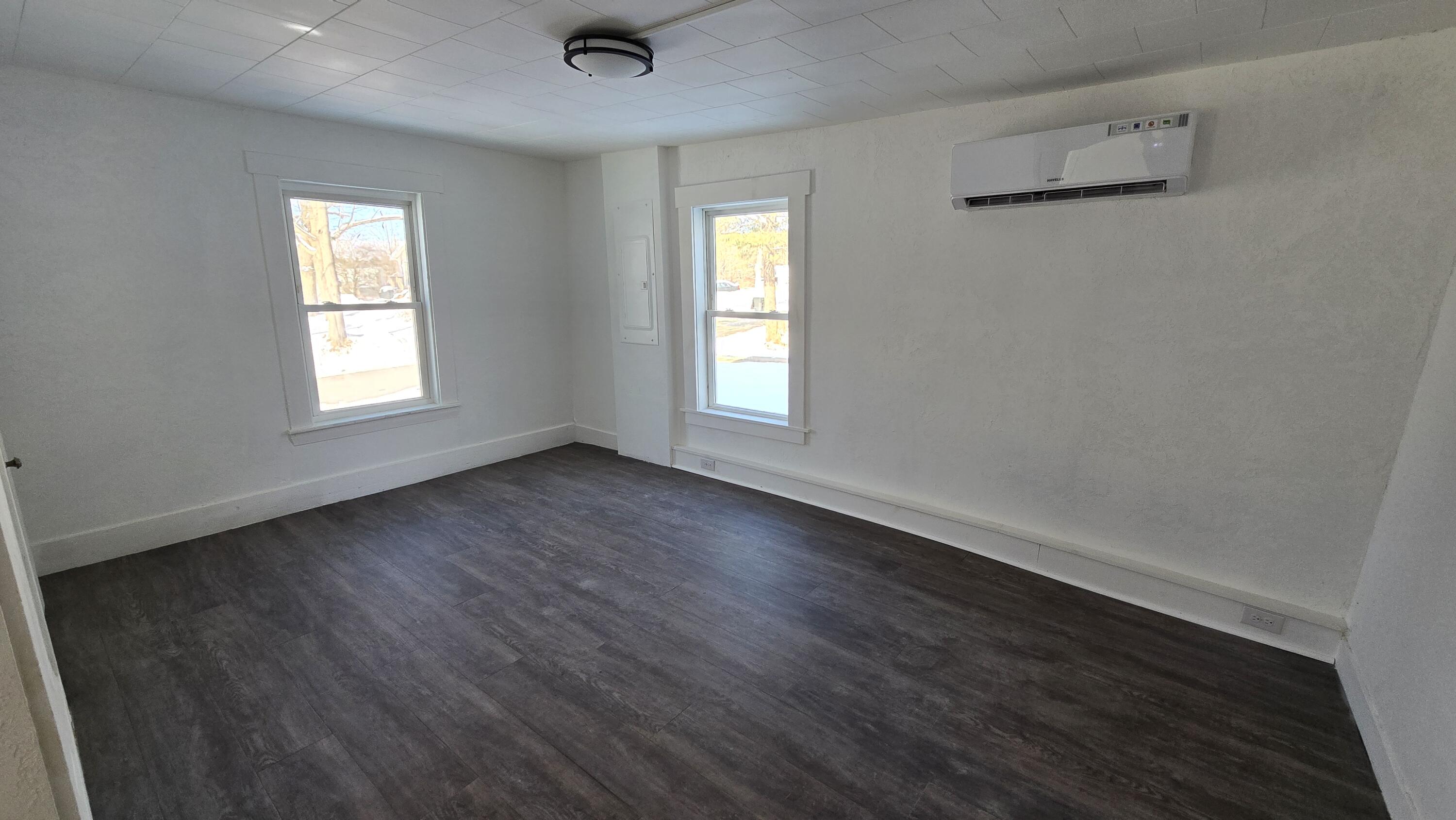 182 Pleasant Street Richmond ME 04357