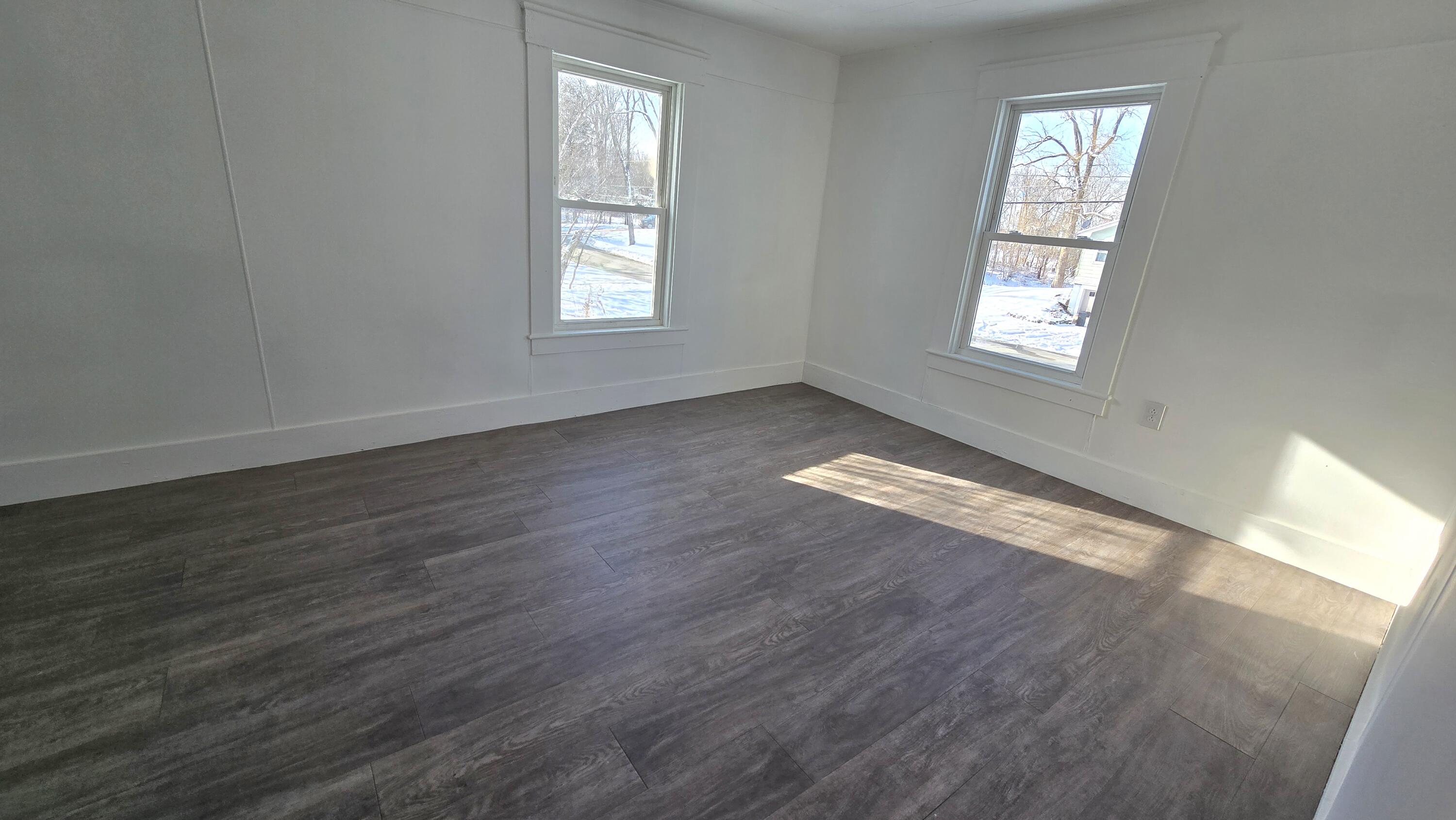 182 Pleasant Street Richmond ME 04357