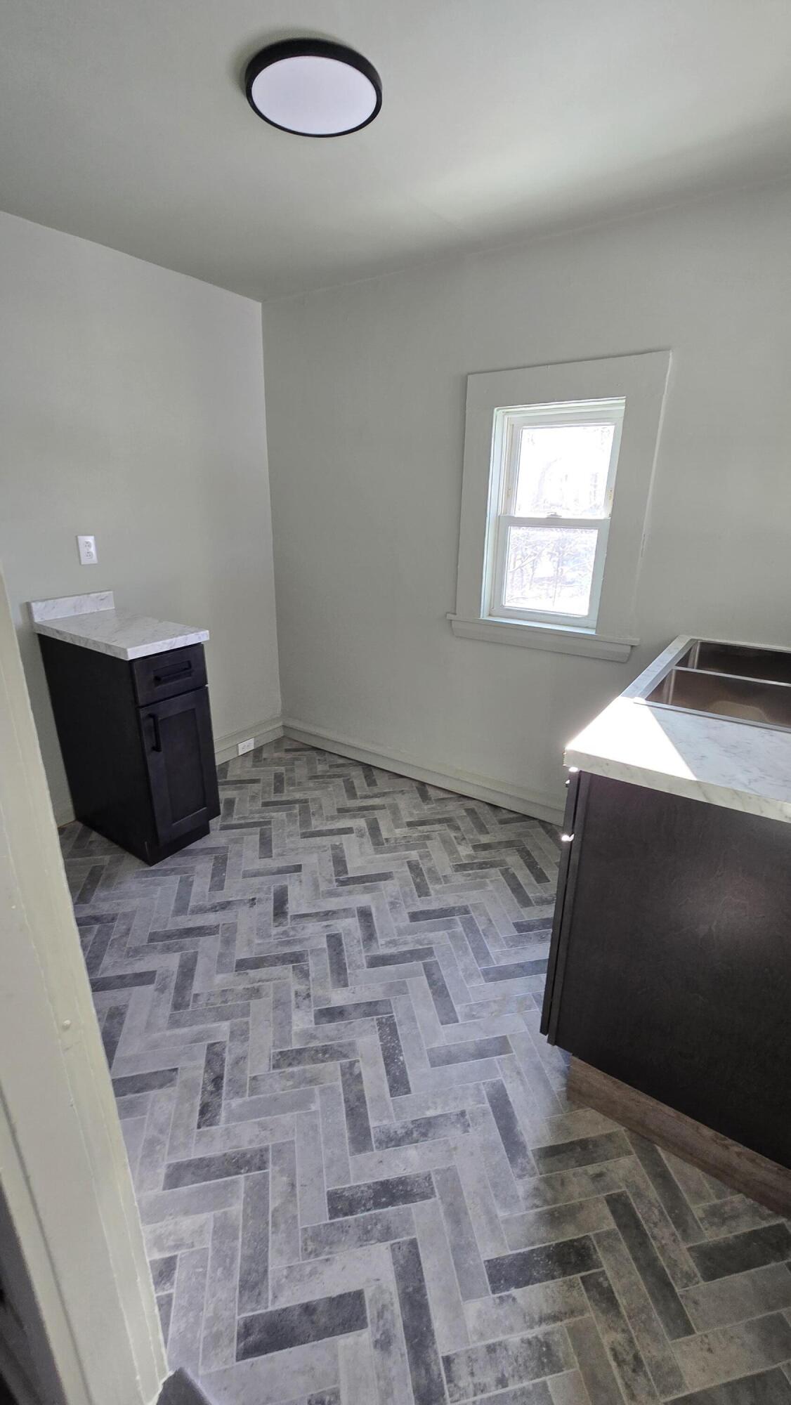 182 Pleasant Street Richmond ME 04357