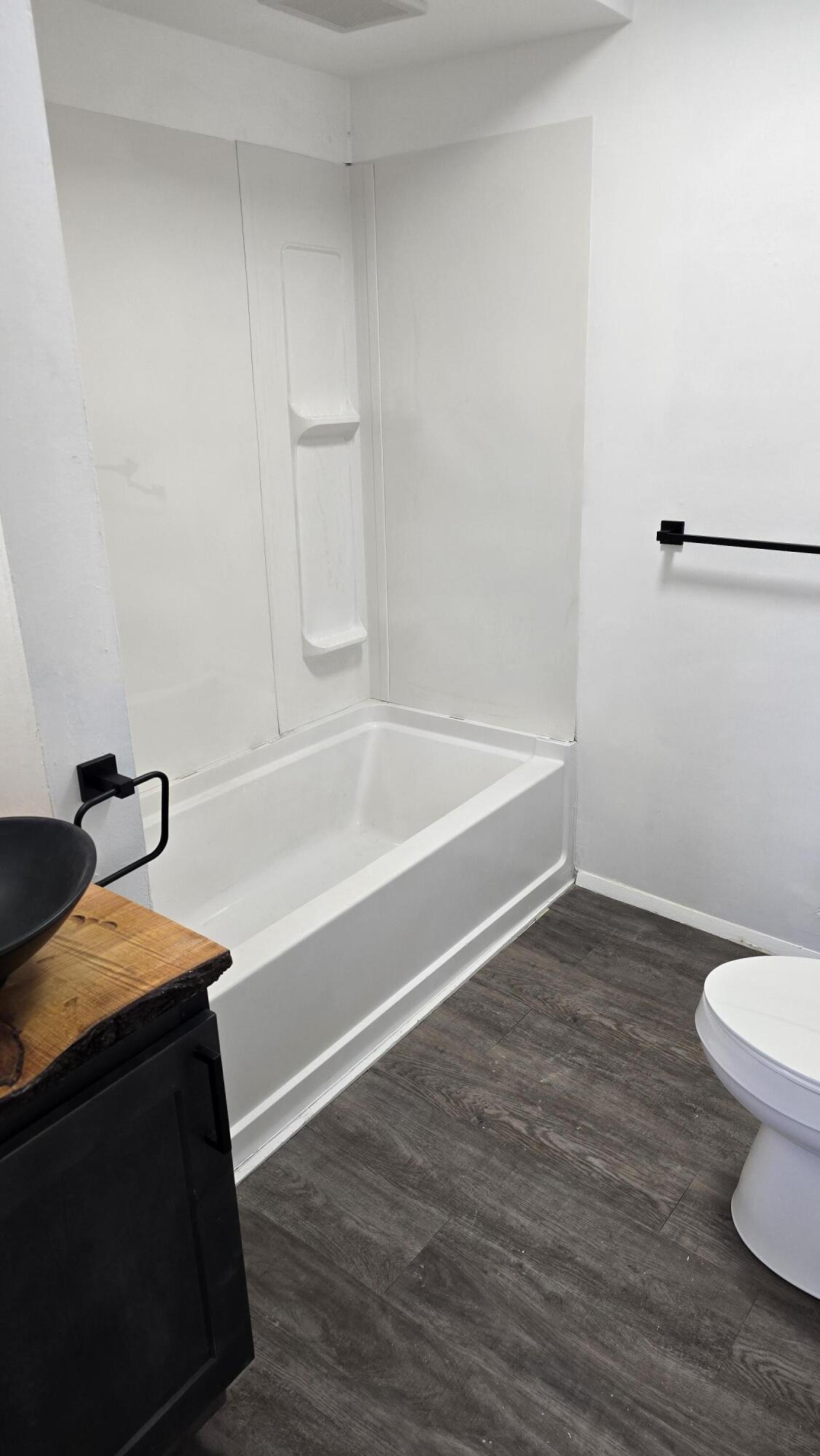 182 Pleasant Street Richmond ME 04357