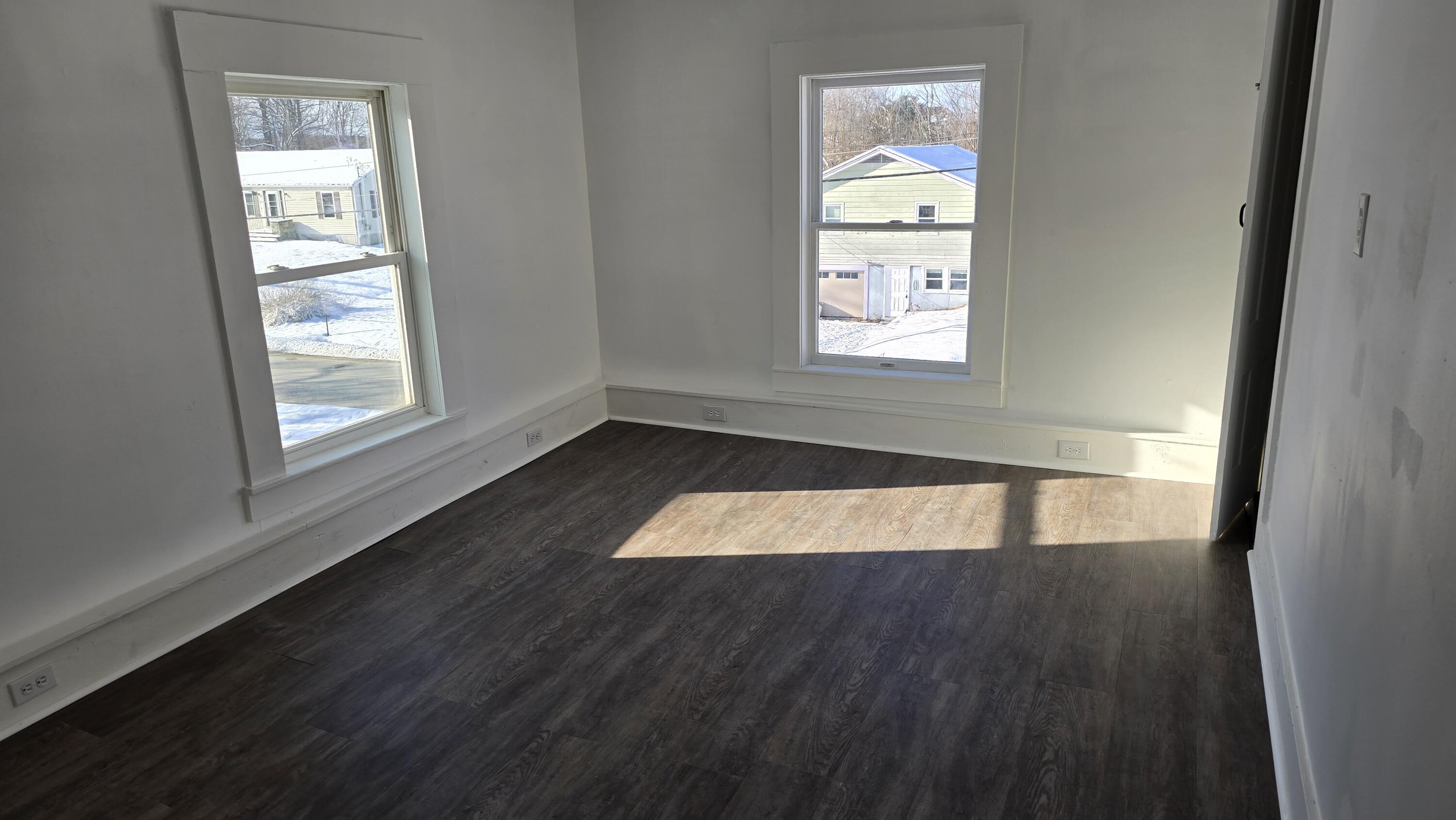 182 Pleasant Street Richmond ME 04357