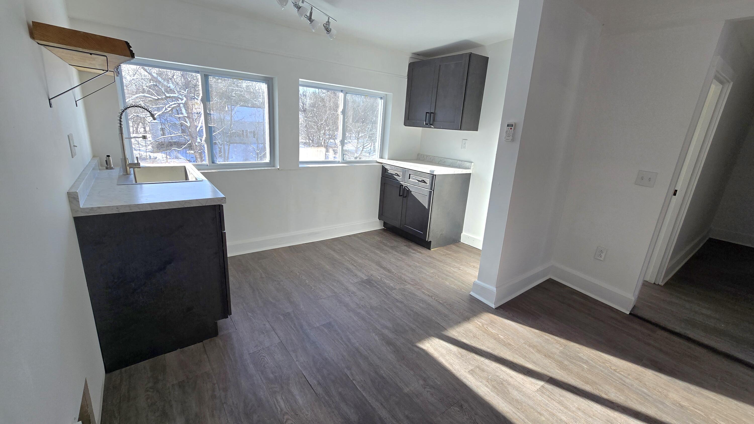 182 Pleasant Street Richmond ME 04357