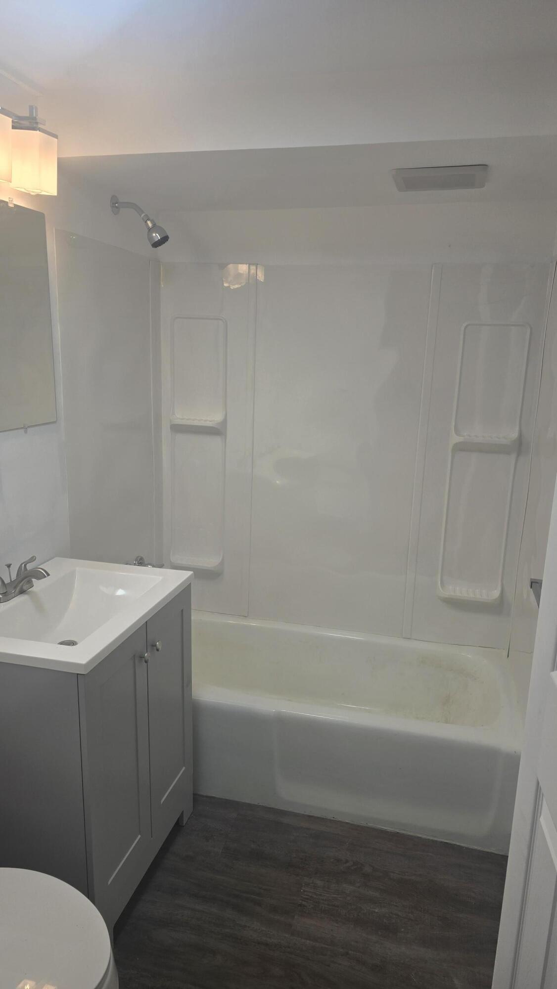 182 Pleasant Street Richmond ME 04357