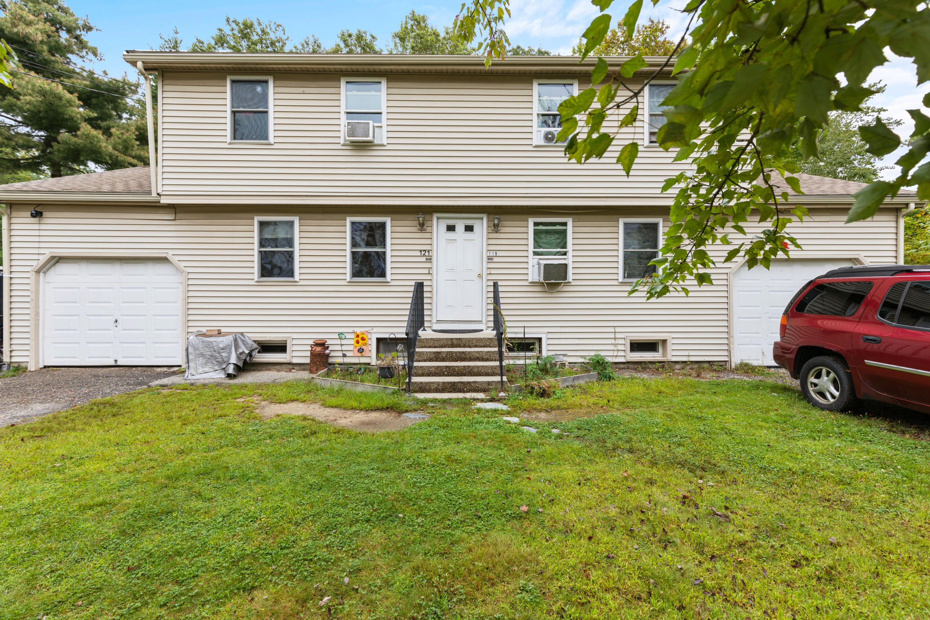 119-121 North Road Yarmouth ME 04096