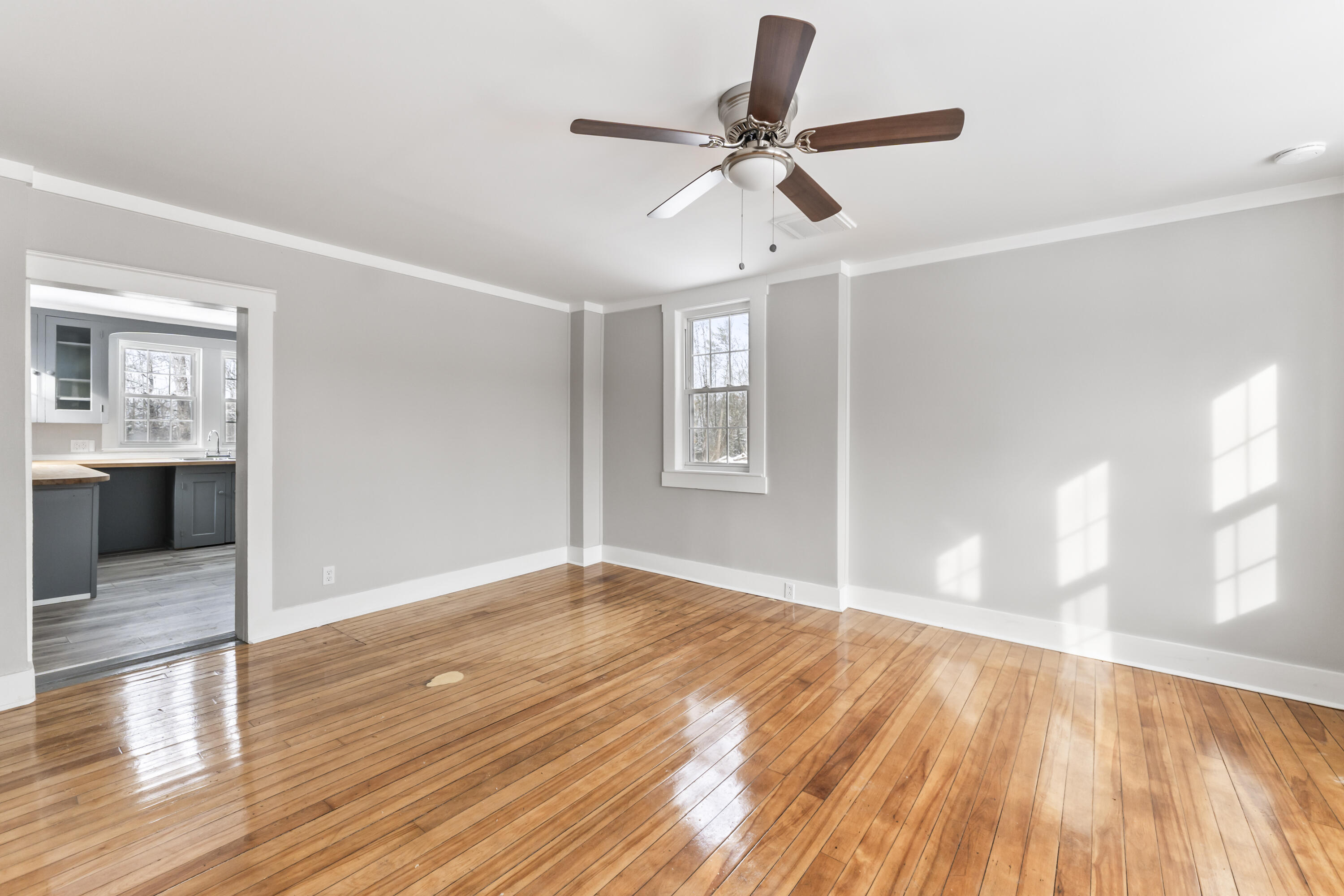 569 Middle Road Dresden ME 04342