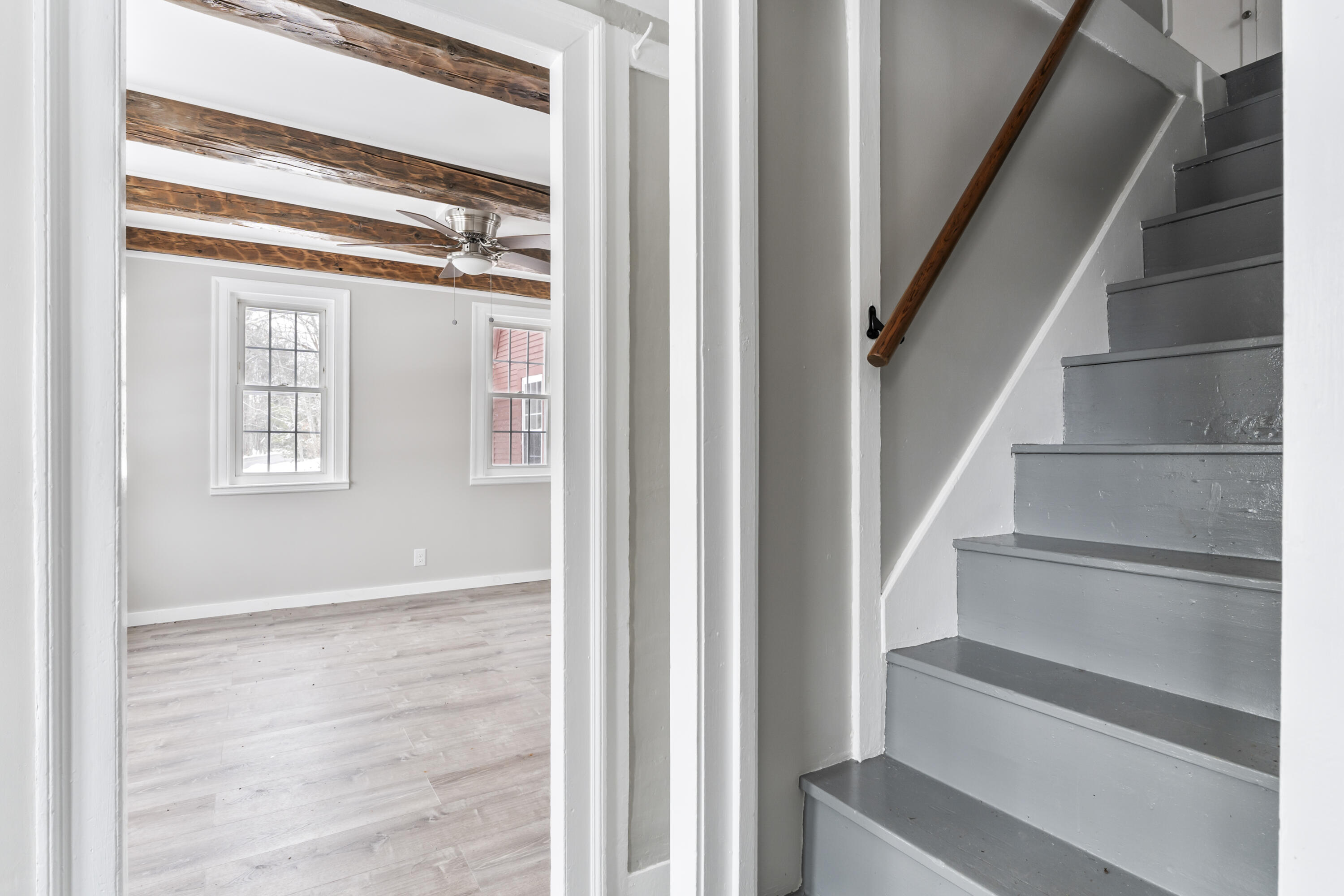 569 Middle Road Dresden ME 04342