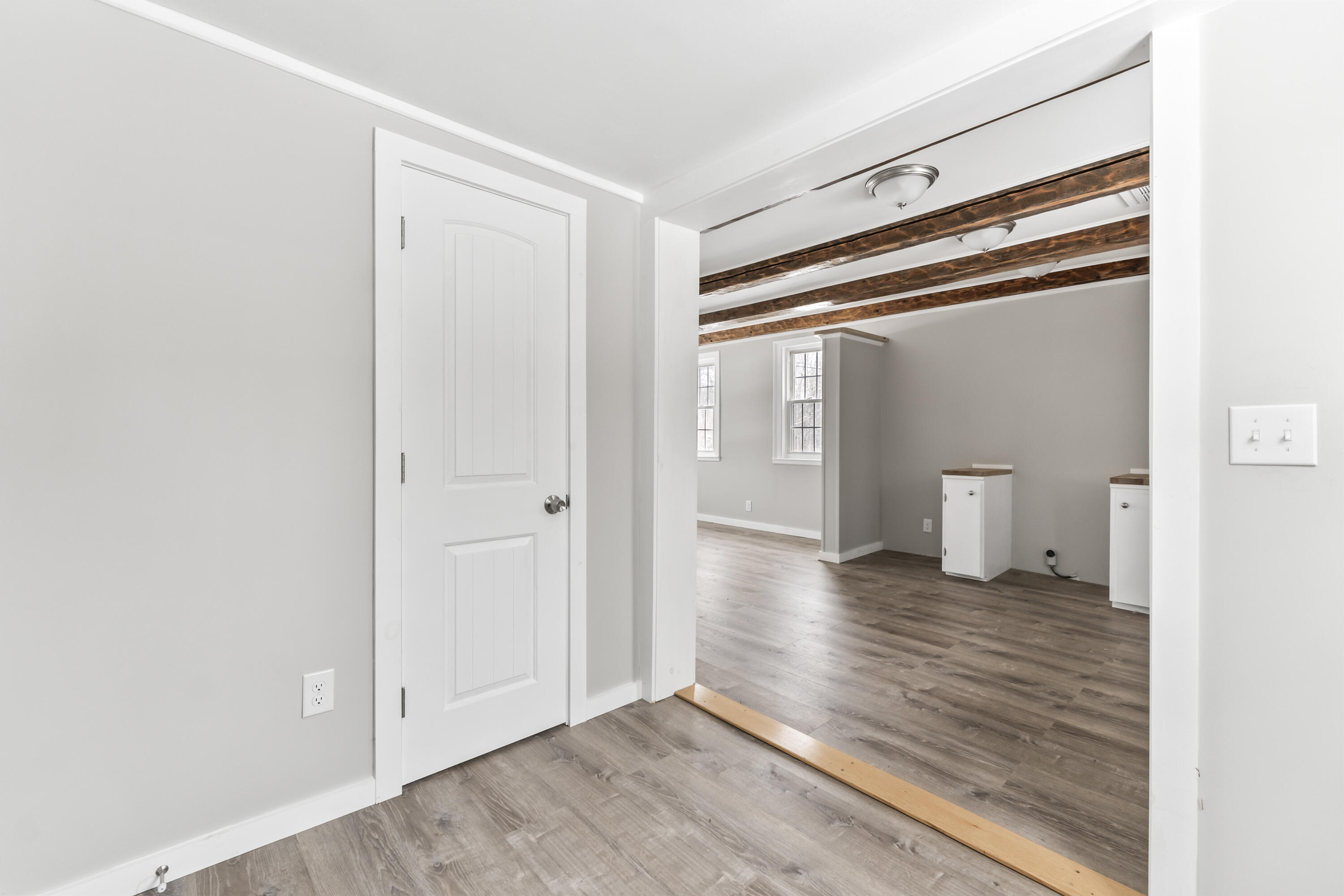 569 Middle Road Dresden ME 04342