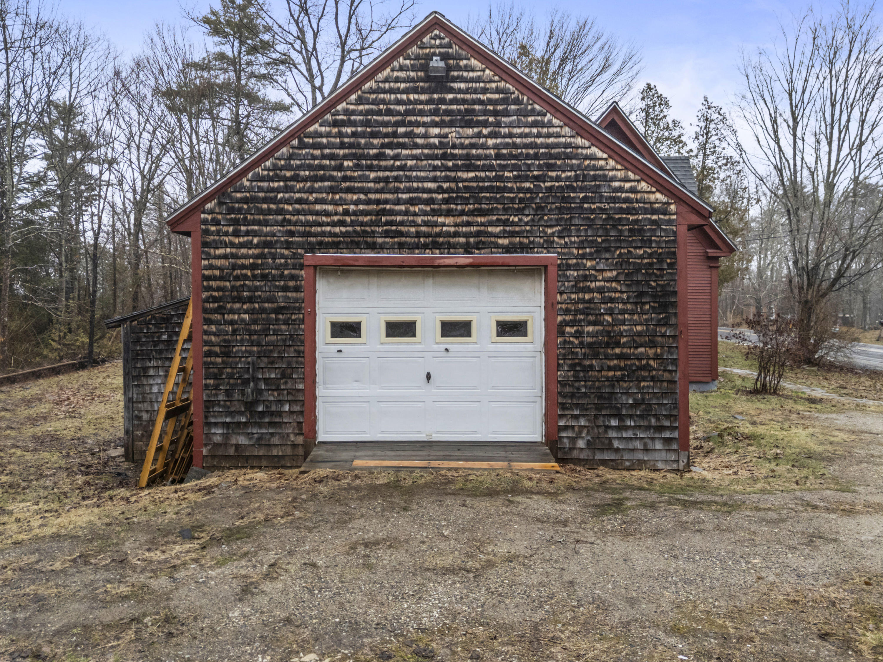 569 Middle Road Dresden ME 04342