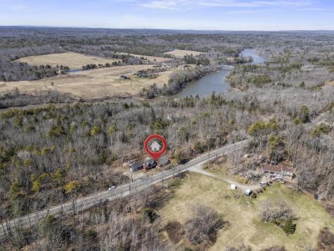 569 Middle Road Dresden ME 04342
