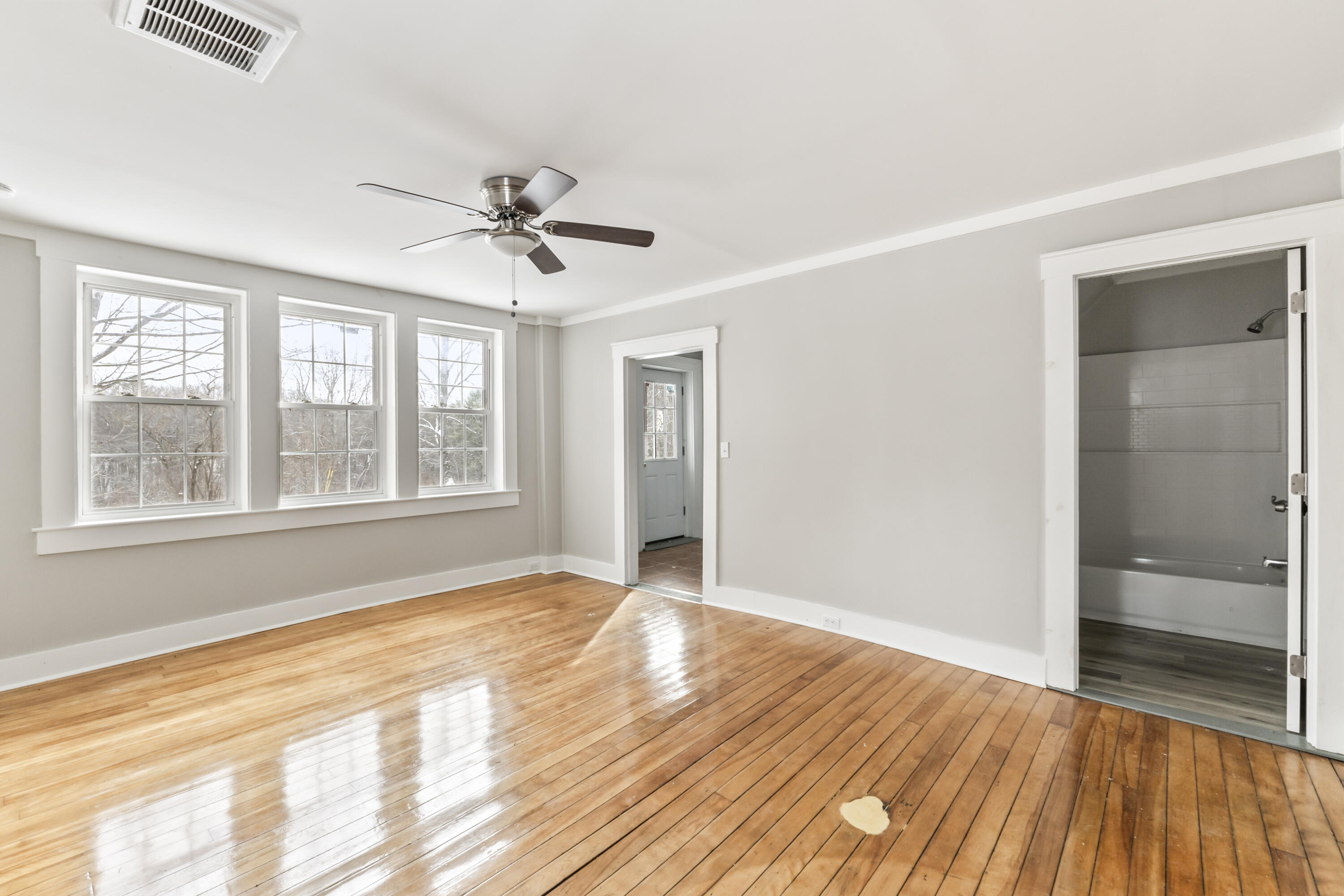 569 Middle Road Dresden ME 04342