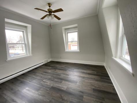 292 East Avenue Lewiston ME 04240