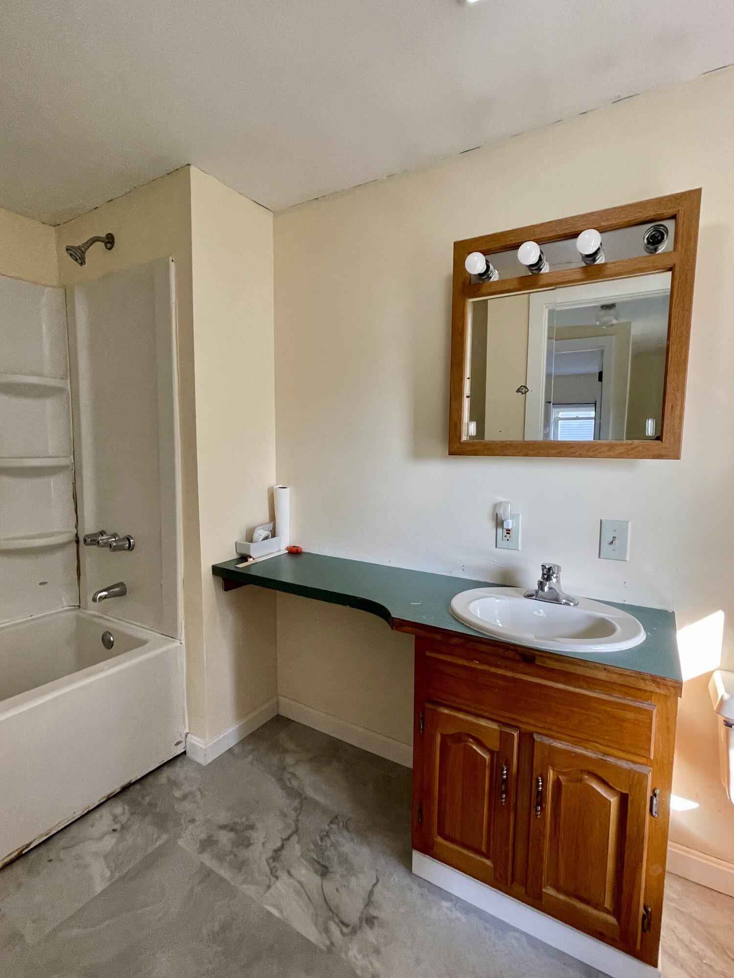 10 Denny Road Bath ME 04530