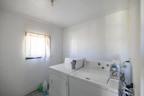 24 Sylvan Avenue Lewiston ME 04240