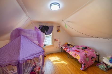 24 Sylvan Avenue Lewiston ME 04240
