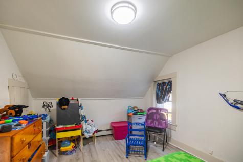 24 Sylvan Avenue Lewiston ME 04240
