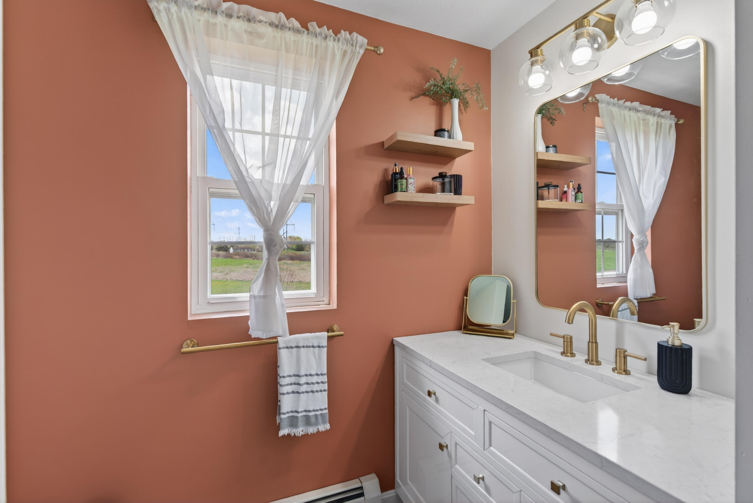 252 Ossipee Trail E Gorham ME 04038