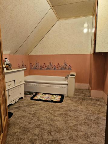 1066 Hinckley Road Clinton ME 04927