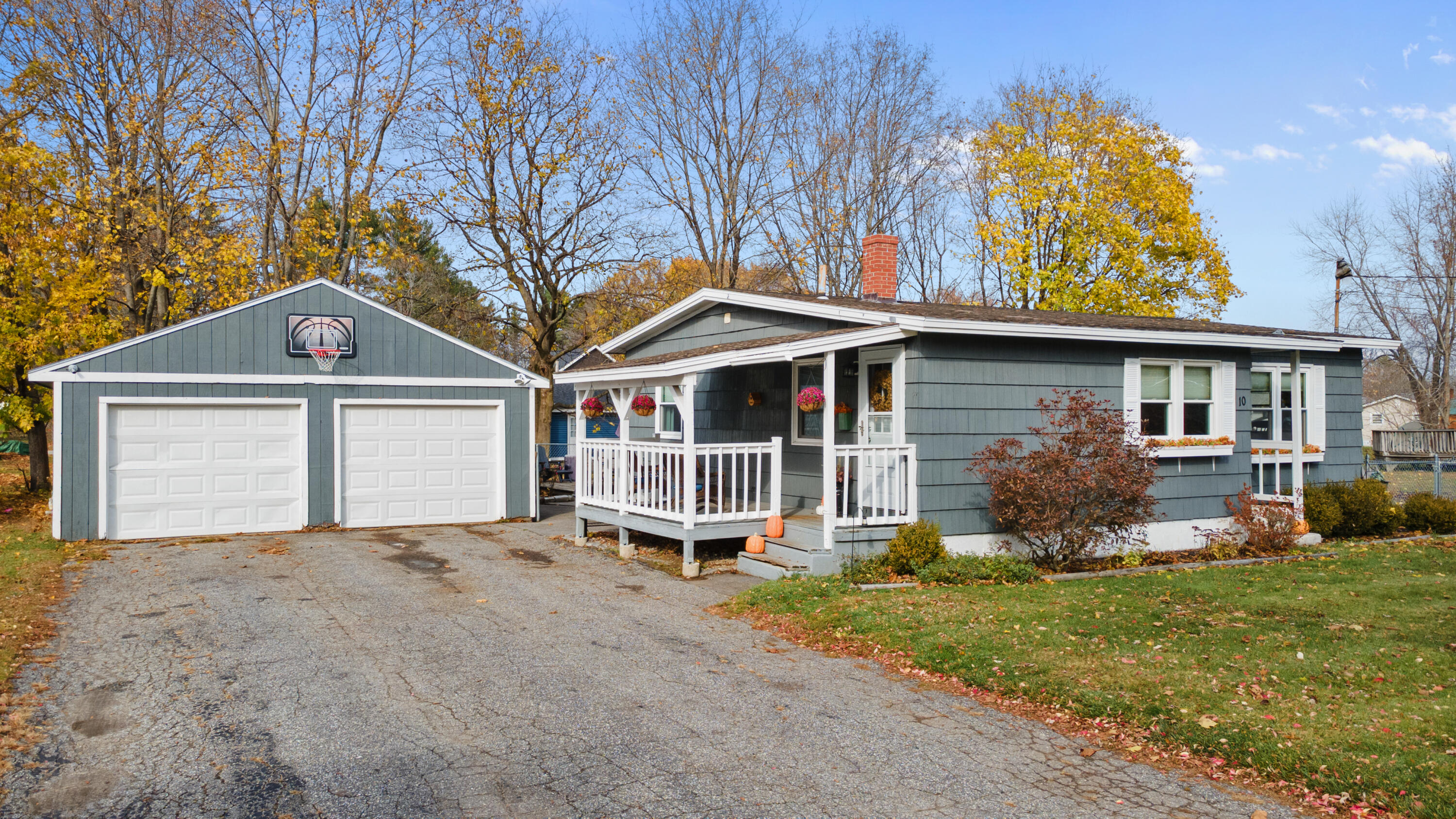 10 Rita Avenue Lewiston ME 04240